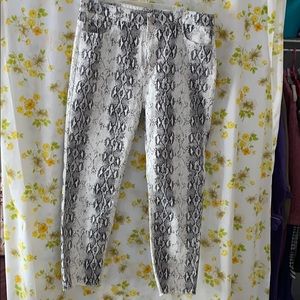 Fray detail white cotton snakeskin jeans